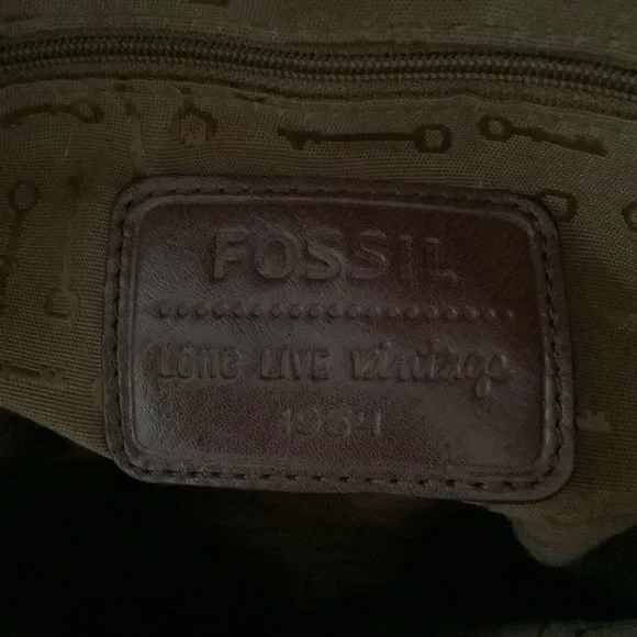 Fossil. Authentic Suede Tote Bag w/Faux Fur Trim - Picture 9 of 14